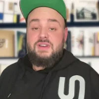 Angelo, Erzieher & Creator